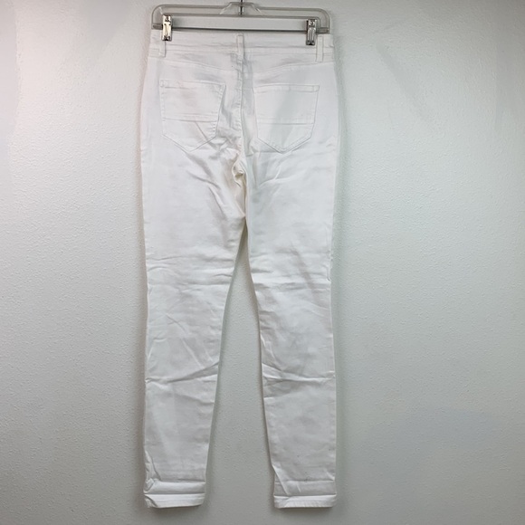 NEW Refuge distressed destroyed white stretch denim jeans, mid rise skinny pants - Picture 9 of 10